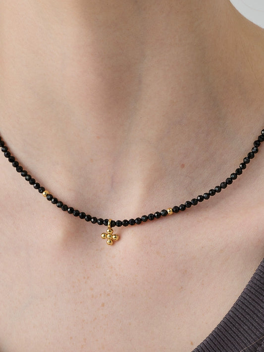 Laraine Yin Necklace Pendant Cold Crystal Stone