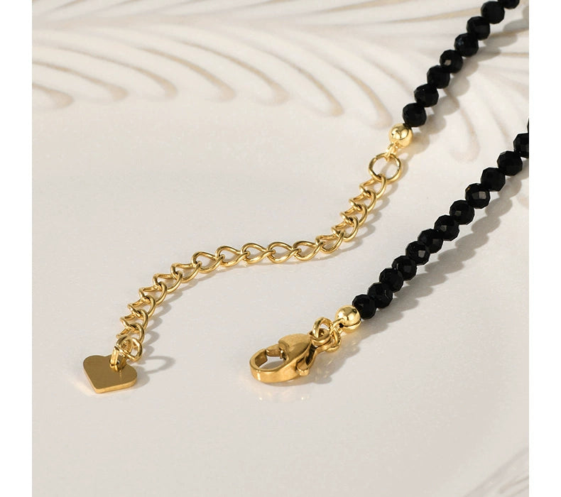 Laraine Yin Necklace Pendant Cold Crystal Stone