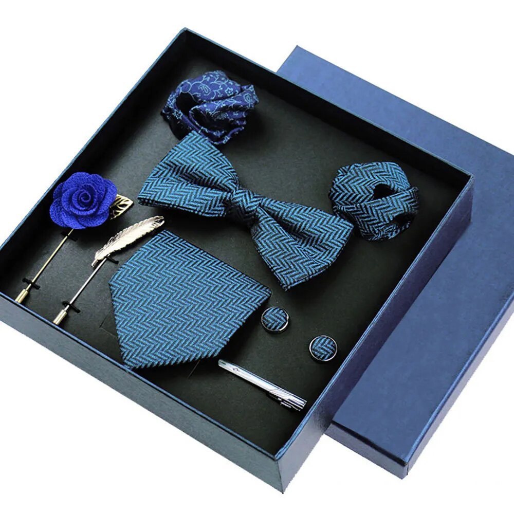 Nice Gift Box Silk Tie Necktie Set