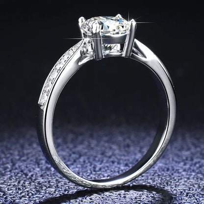 1 CT Moissanite Diamond Ring