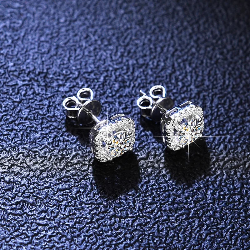 Luxury Platinum Pt950 Moissanite Diamond Earrings